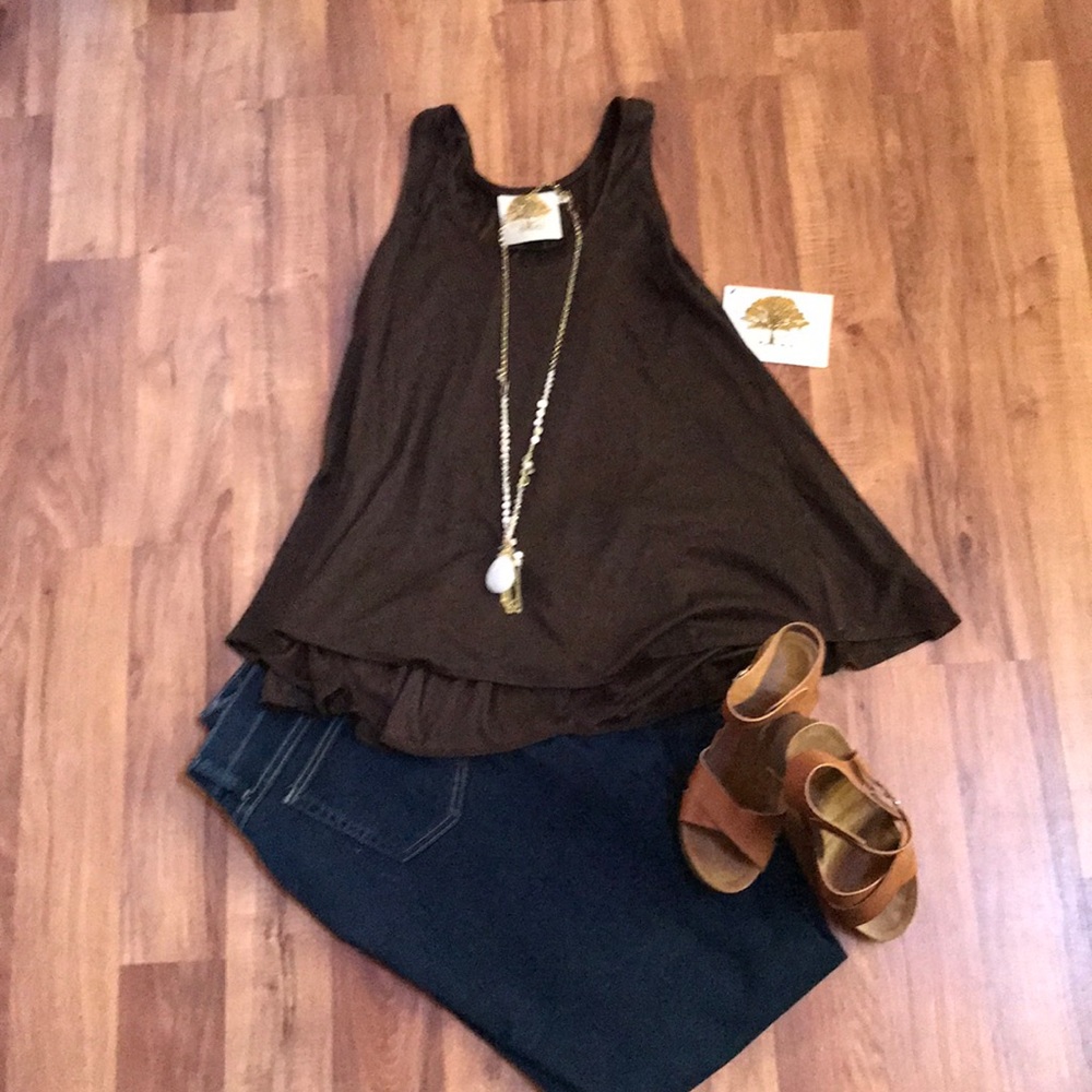 NWT Missy Robertson size medium suede tank
